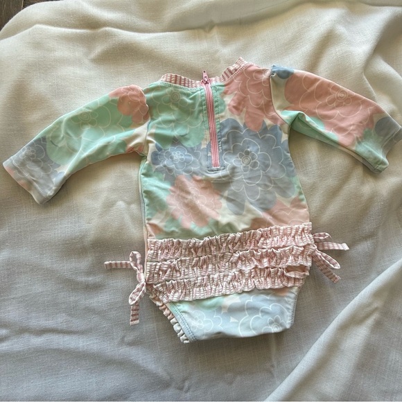 Ruffle Butts‎ Long Sleeve one Piece Swimsuit Floral Pastel Size 3-6 months - Picture 2 of 3